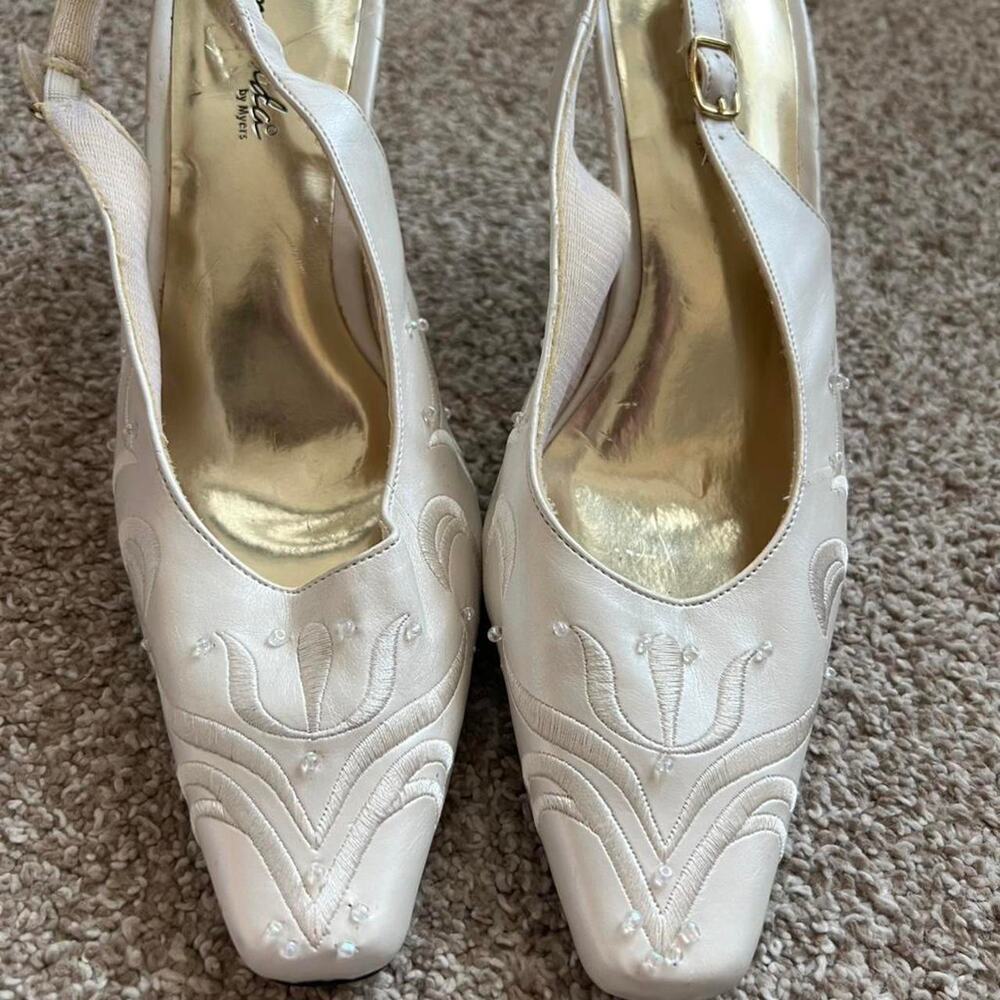 Vintage inspired amanda by myers ivory